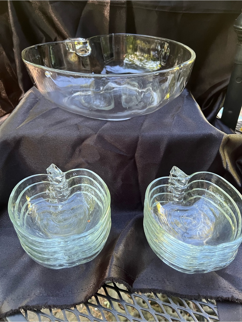 Set of 8 Clear Glass Apple small Bowls and one Large Clear Glass Serving Bowl -